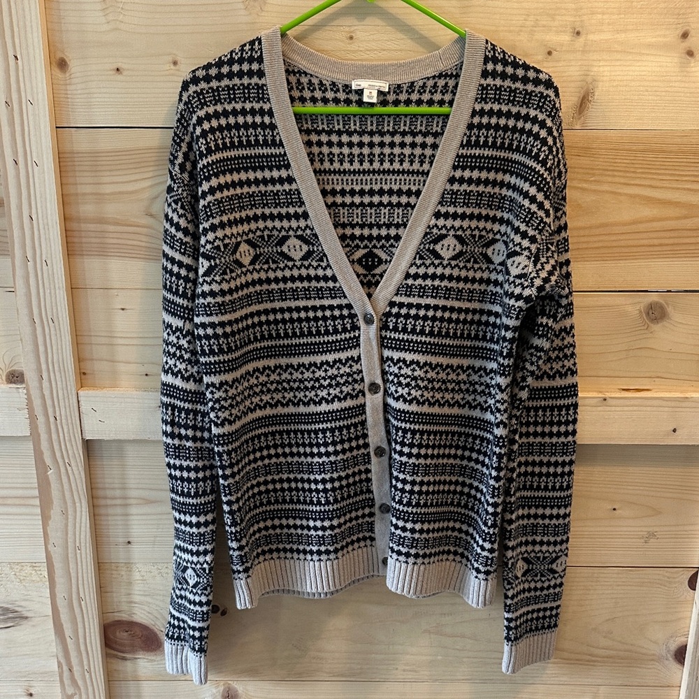 GAP Black and Tan Vintage Patterned Cardigan Size M